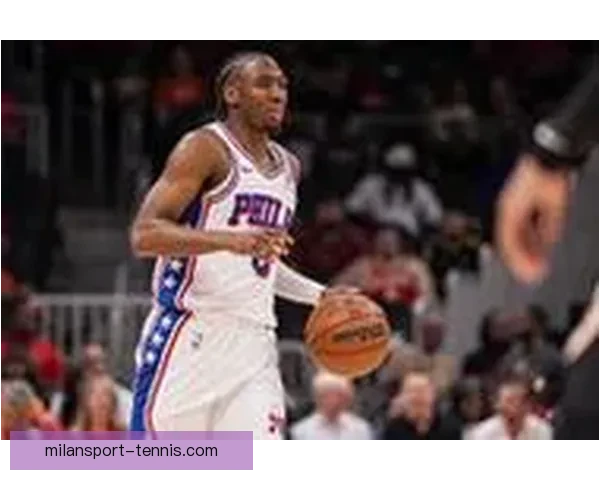 马克西手指换新护具预计下周初复查伤情情况